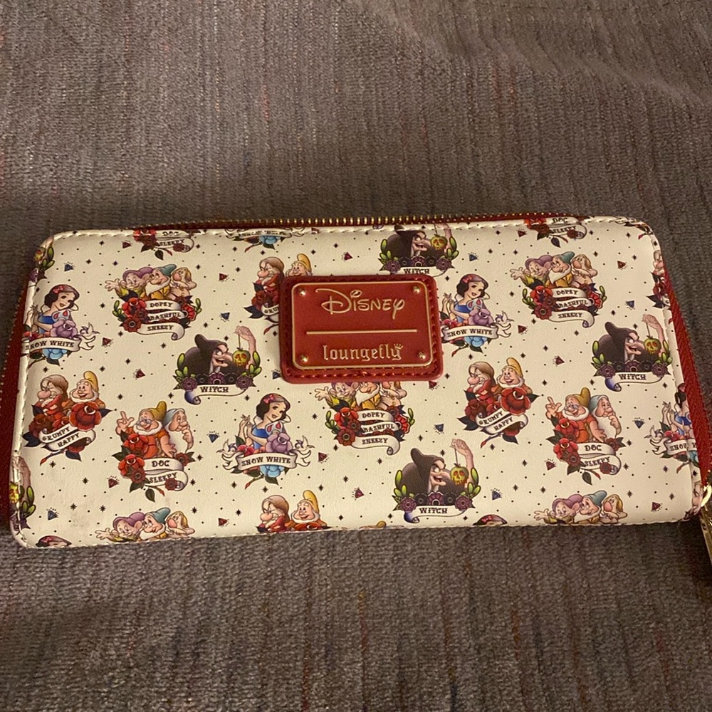 Gently used LoungeFly Wallet